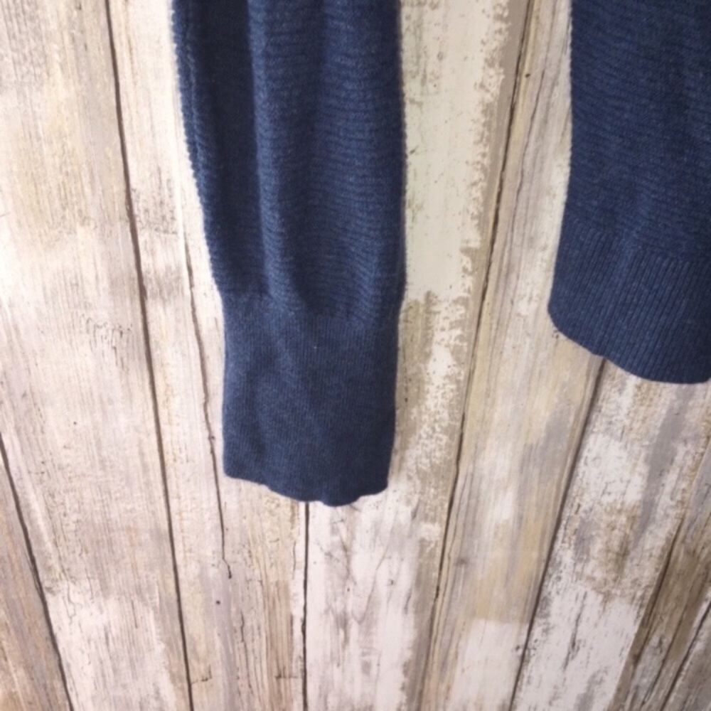 Victoria’s Secret Navy Long Sleeve Tee - Picture 2 of 4